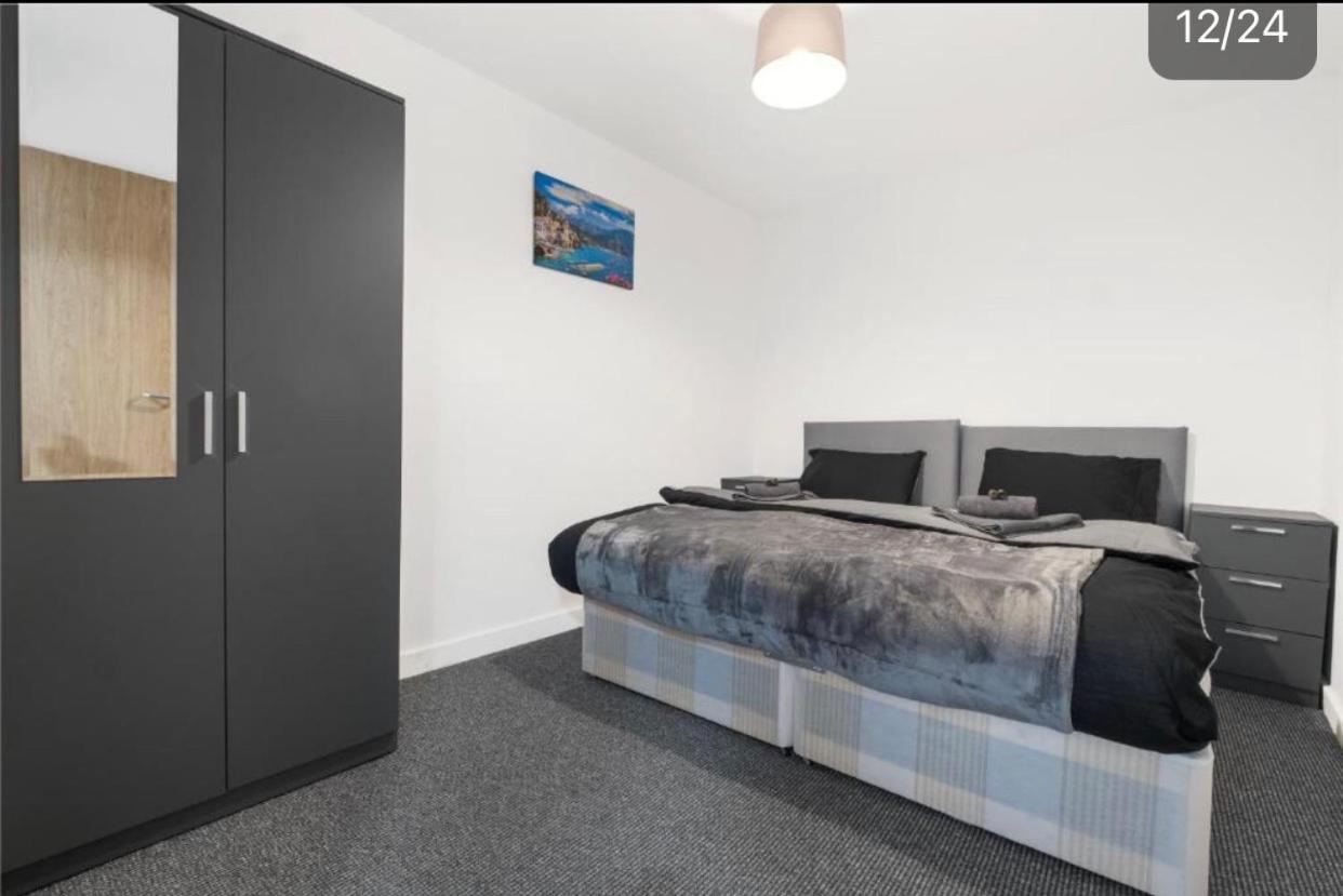 Bradford City Centre Apartments: Extended Stay with Self Check-In Exterior photo