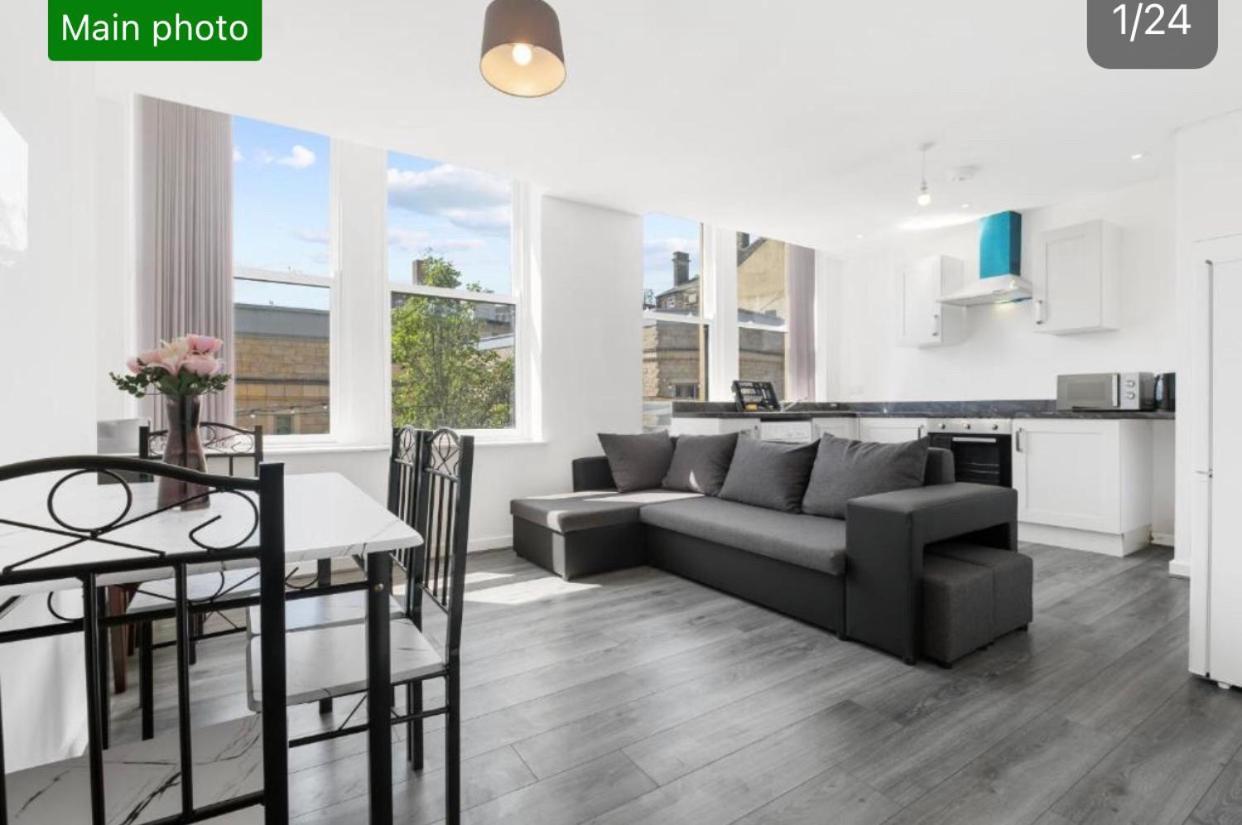 Bradford City Centre Apartments: Extended Stay with Self Check-In Exterior photo